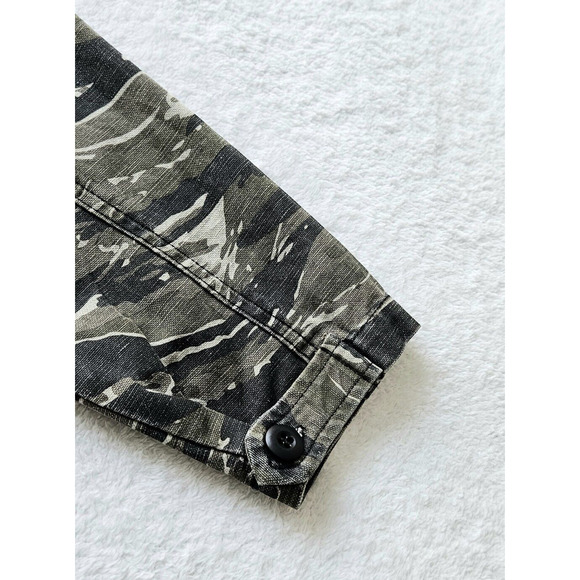 CURRENT/ELLIOTT "Free to Love" chic camo cotton-linen pocket goop jacket $298 M - Picture 8 of 16